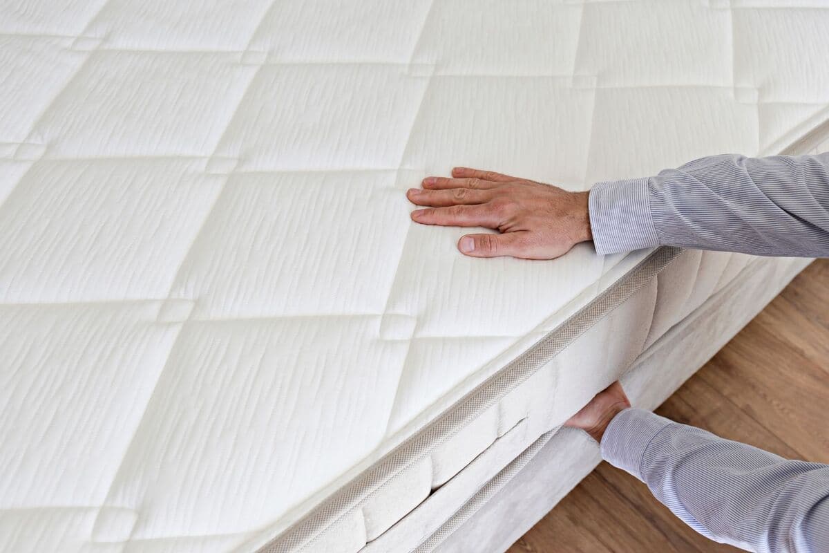 Comment et pourquoi choisir un matelas hybride ?