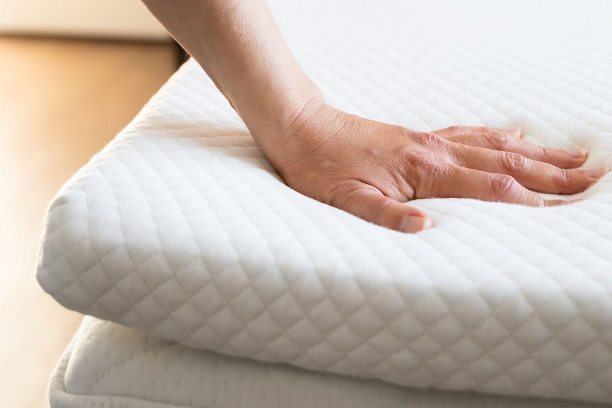 Pourquoi utiliser un surmatelas ? Les vrais bénéfices