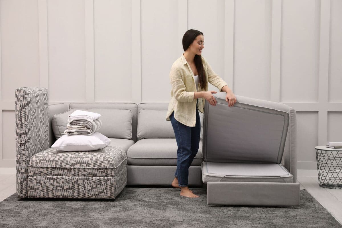 Quels critères pour un canapé droit convertible avec rangement ?