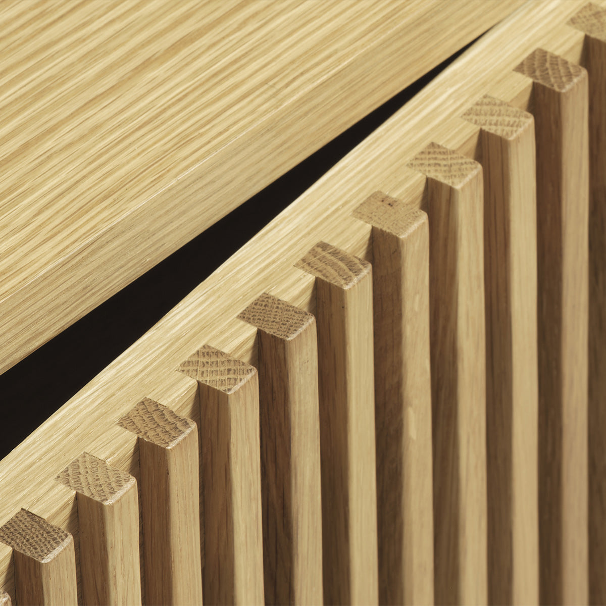 Meuble TV 143 cm 2 portes - Bois - PISA