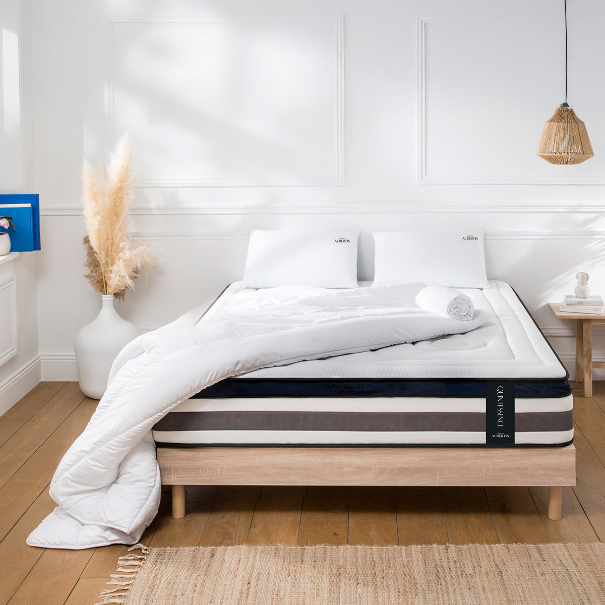 Prêt-à-dormir QUINTESSENCE avec Sommier SÉLÉNA et Accessoires